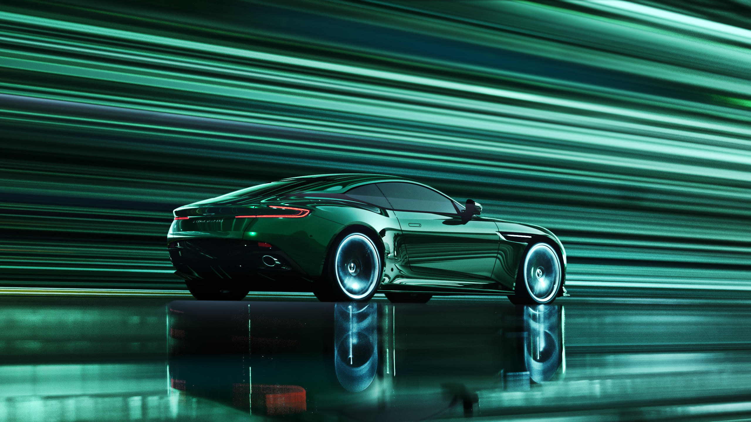 Aston Martin DB12